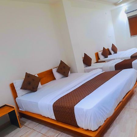 Hotel Nova Pride Radźkot Zewnętrze zdjęcie