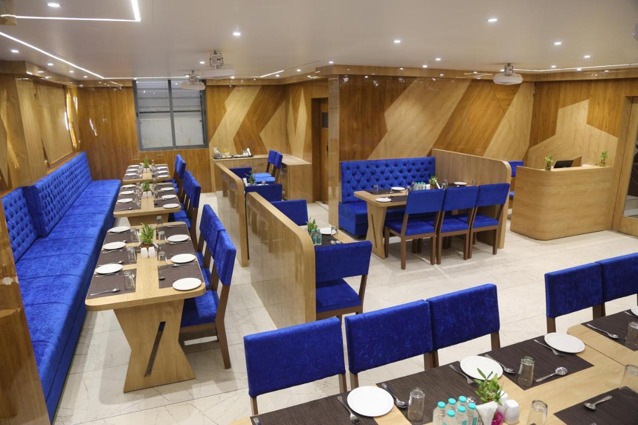 Hotel Nova Pride Radźkot Zewnętrze zdjęcie
