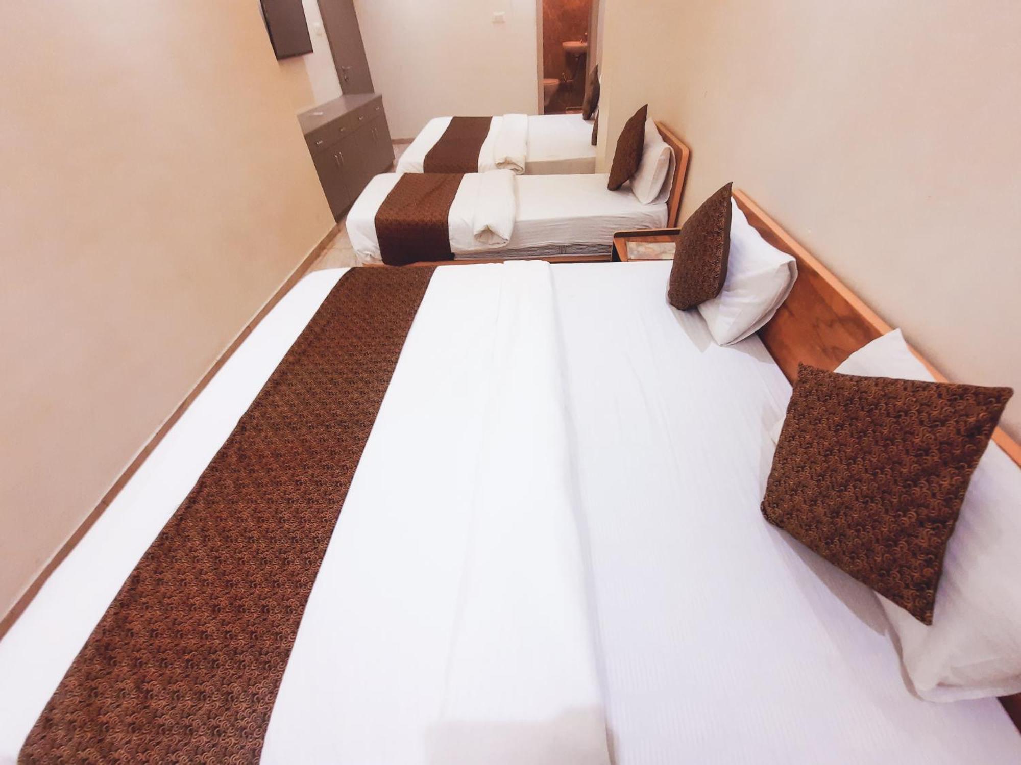 Hotel Nova Pride Radźkot Zewnętrze zdjęcie